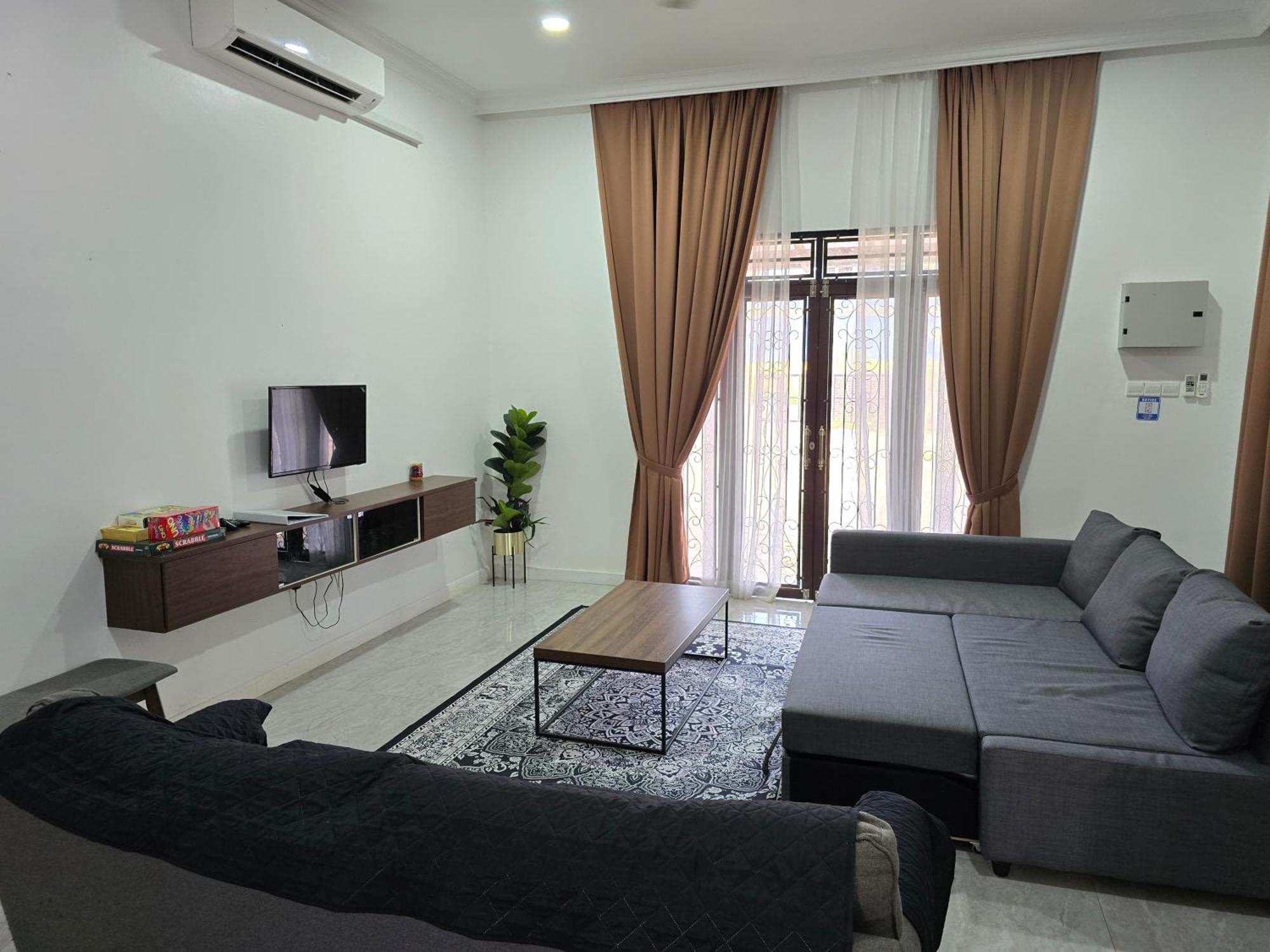 Casa Tiga Homestay Besut كامبونغ كوالا بيسوت المظهر الخارجي الصورة