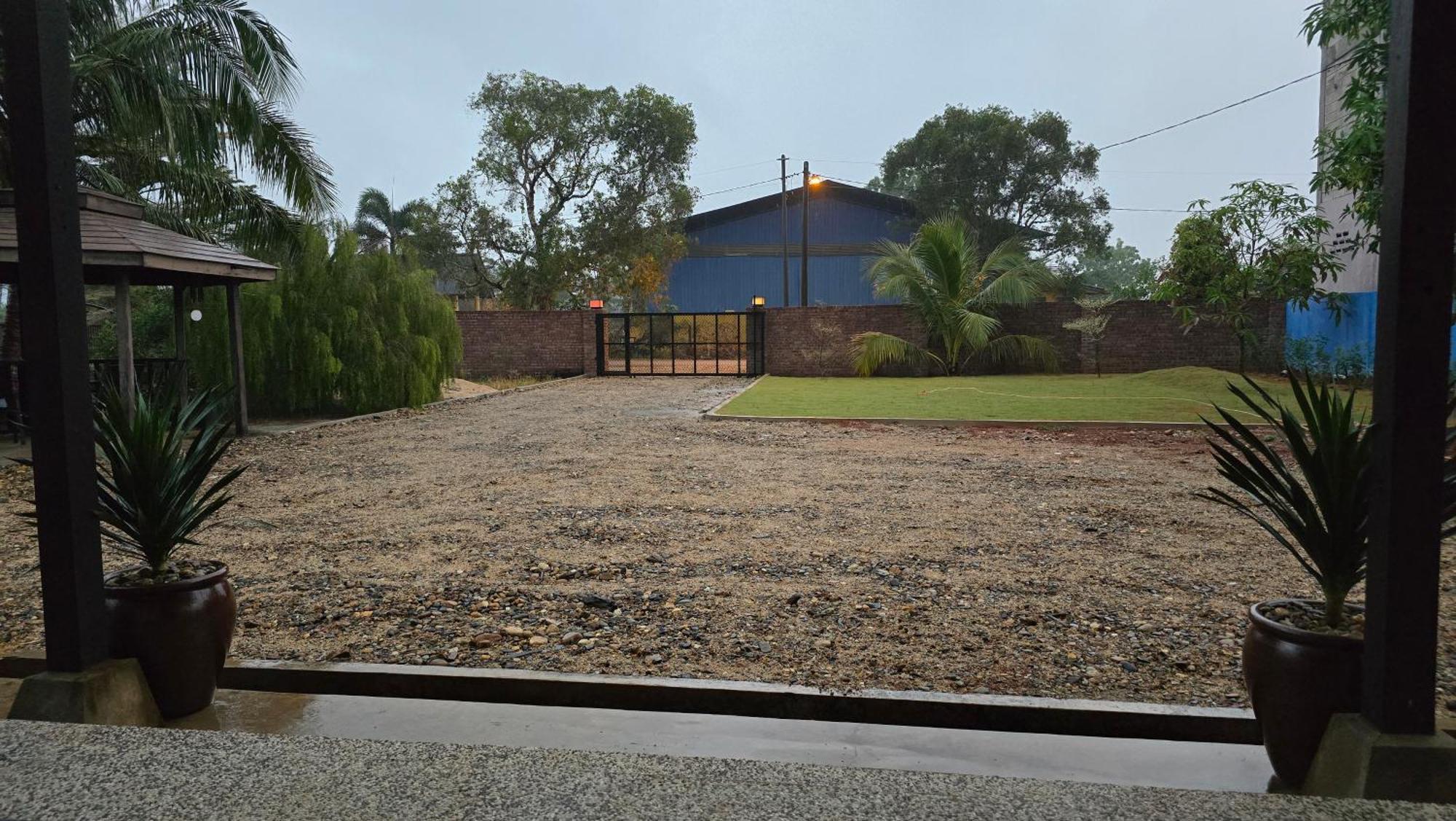 Casa Tiga Homestay Besut كامبونغ كوالا بيسوت المظهر الخارجي الصورة